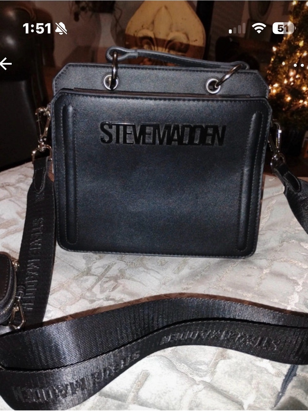 Steve Madden Satchel crossbody purse with coin pouch…Great condition